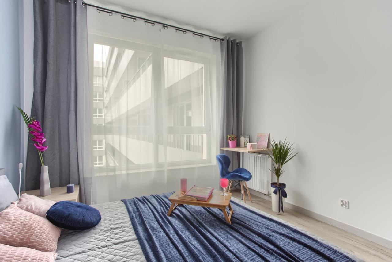 Superapart Komputerowa 8 Varsovia Exterior foto